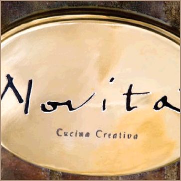 NovitaPlaque